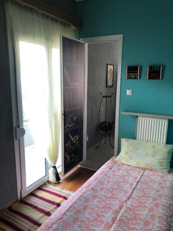Vintage With Port View Apartment *